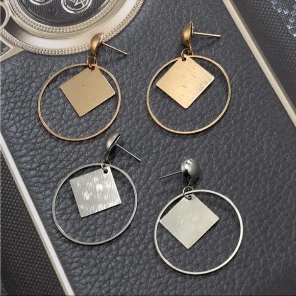 #37 Silver Or Gold Geometric Dangle Earrings - Picture 1 of 7